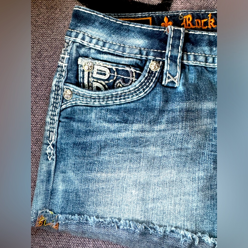 Rock Revival Sundee Shorts - Picture 3 of 4